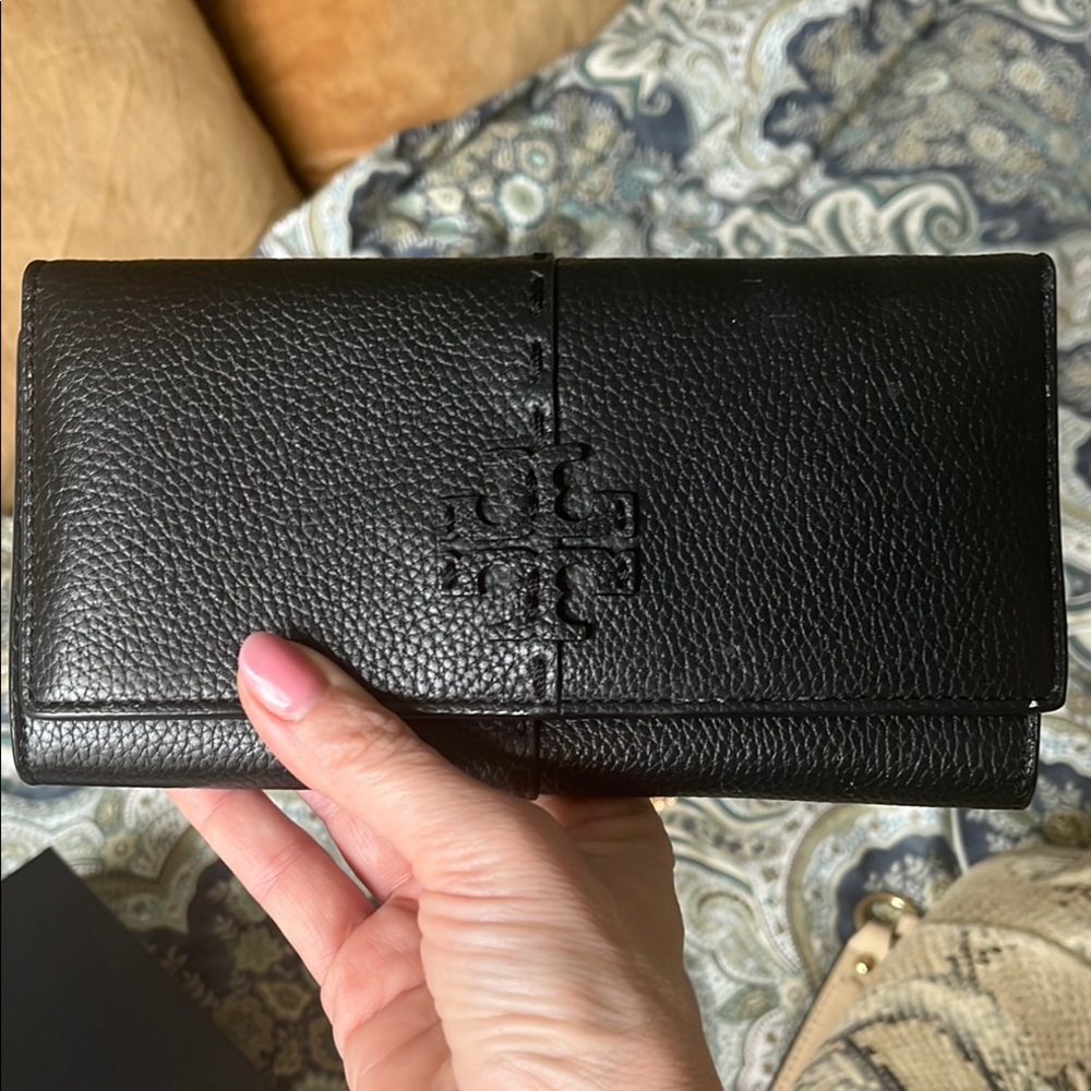 Tory Burch Black Leather Wallet